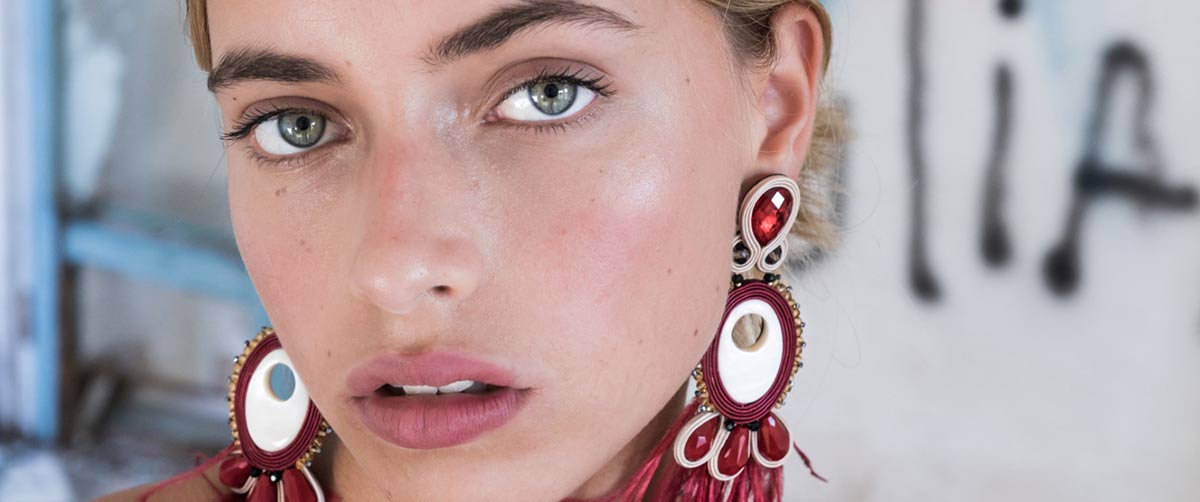 Musula Jewels: Joyería y soutage artesanal
– Musula Jewels - Joyas de alta costura