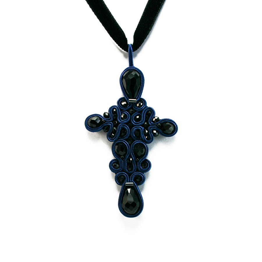 Baptism Look - Black Gothic Cross Pendant