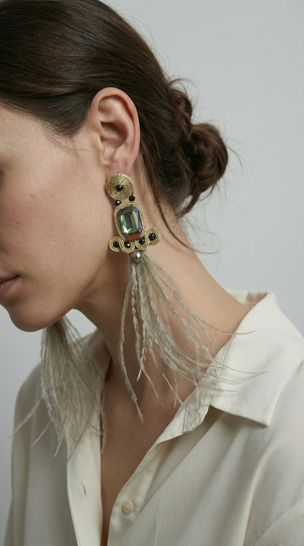 Pendientes Selected Plume Lichen green