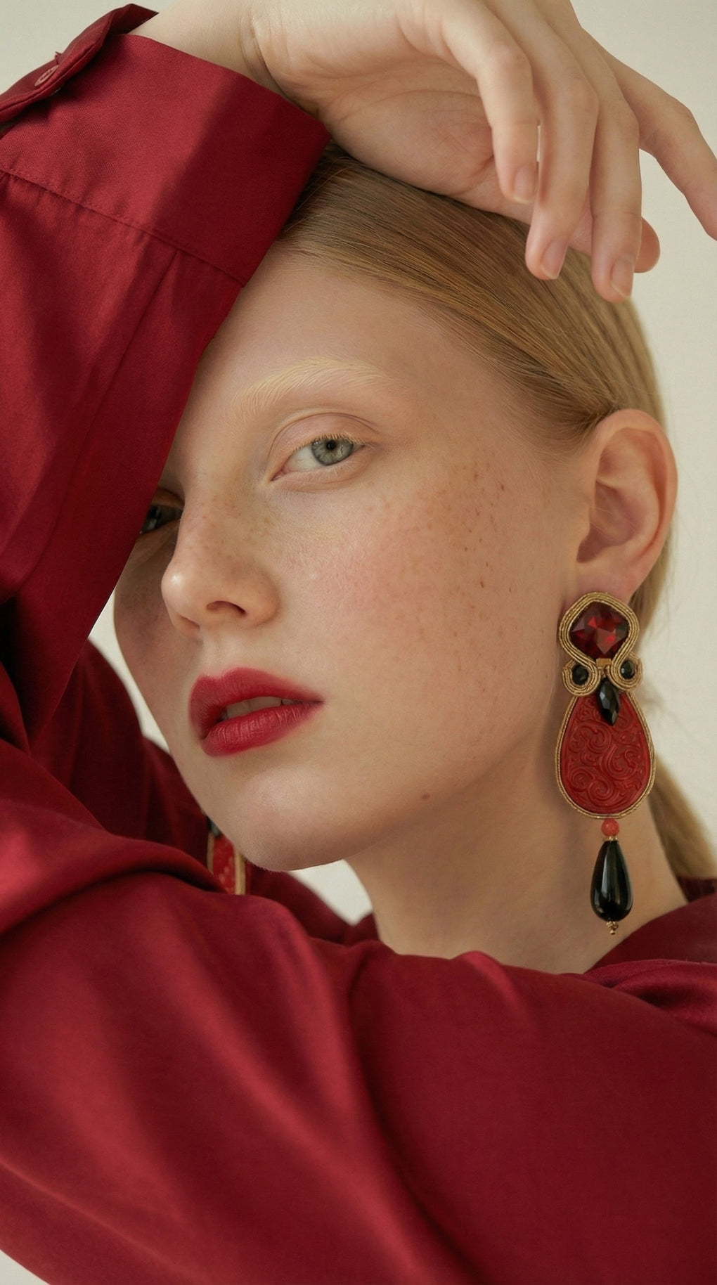 Pendientes Selected Parchís Rojo